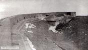 Форт №2. Убежище выкатных орудий на правом фланге левого люнета. 1923г. Форт №2. Убежище выкатных орудий на правом фланге левого люнета. 1923г.
